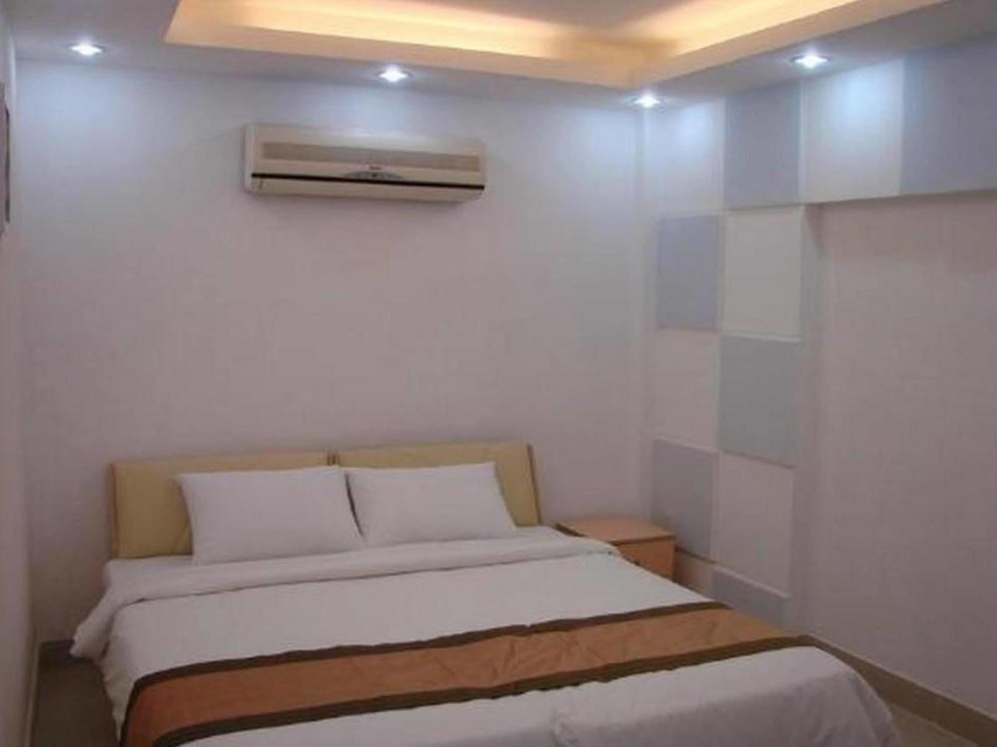 Cat Huy Hotel Ho Chi Minh City Exterior photo