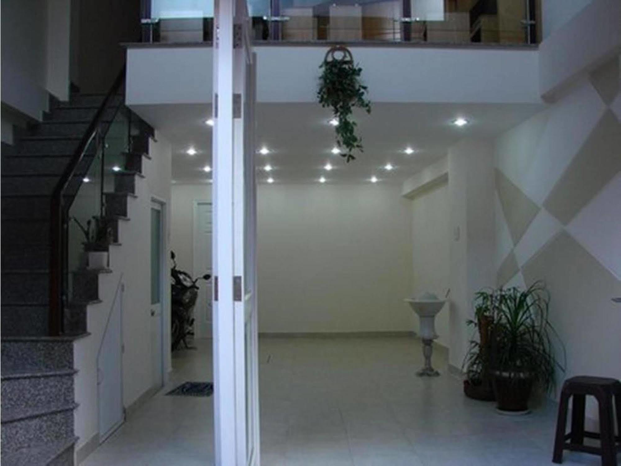 Cat Huy Hotel Ho Chi Minh City Exterior photo